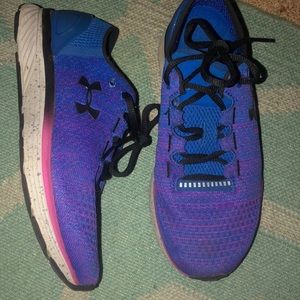 Blue and purple under armour tennis shoes